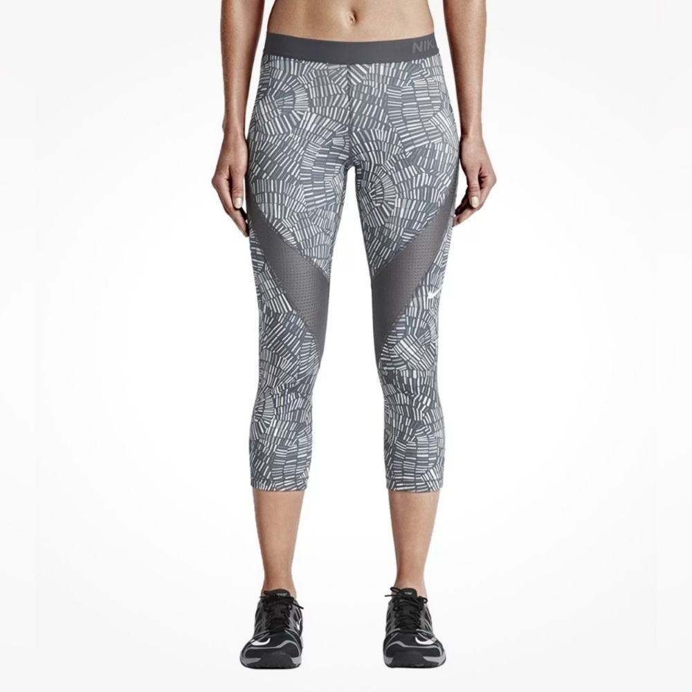 ♥️Nike Pro Hypercool Tidal Multi Training Capri Activewear Legging Womens Sz XS